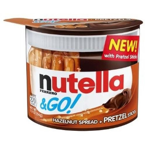 HAZELNUT SPREAD WITH PRETZEL STICKS